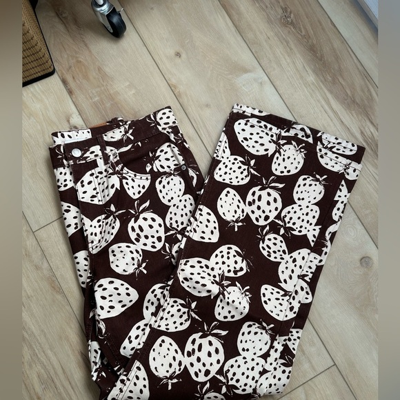 BDG- 90s MIDRISE BOOTCUT - STRAWBERRY PATTERN- Size 28 - Picture 11 of 14